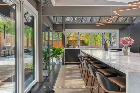 80 North Drive, Toronto, ON M9A 4R2