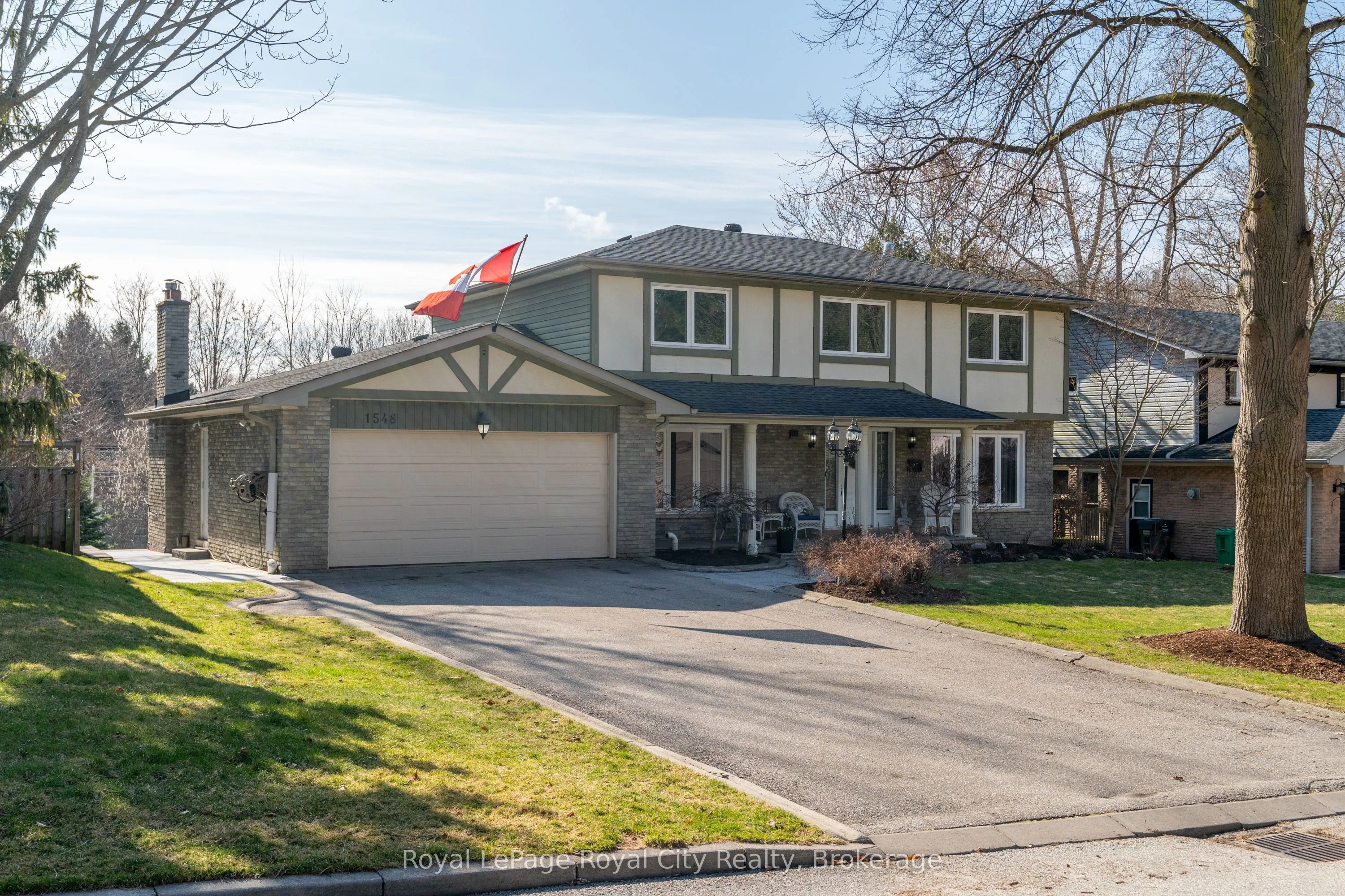 1548 Troika Court, Mississauga, ON L5J 4C4