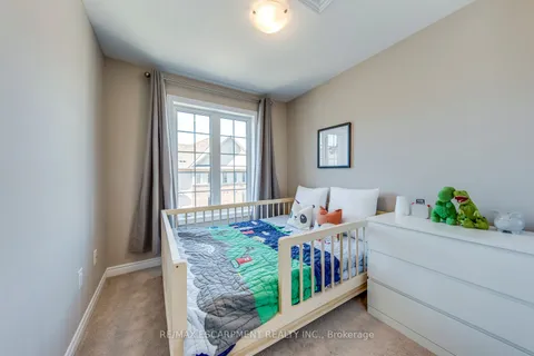 386 Belcourt Common N/A, Oakville, ON L6H 0R1