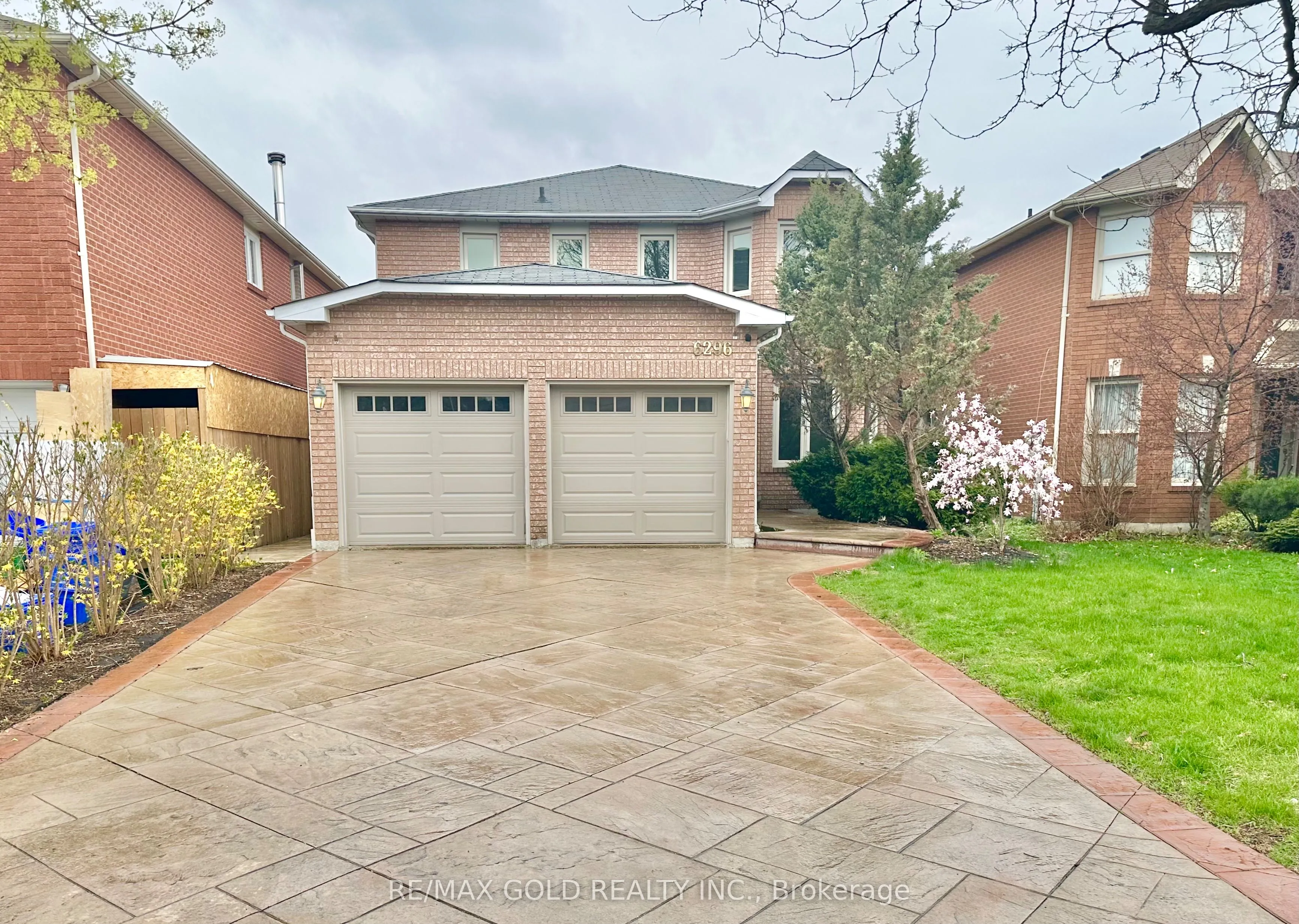 6296 Culmore Crescent, Mississauga, ON L5V 1H9