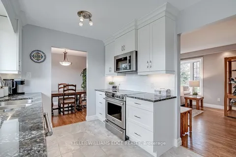 652 Meadow Lane, Burlington, ON L7L 4R8