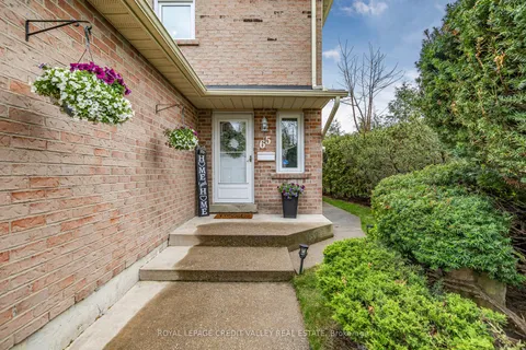 65 Martindale Crescent, Brampton, ON L6X 2V7