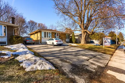 24 Flowertown Avenue, Brampton, ON L6X 2K2