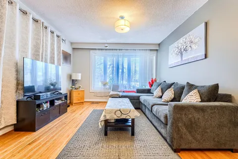 24 Flowertown Avenue, Brampton, ON L6X 2K2