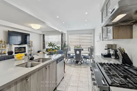 7 Spinland Street, Caledon, ON L7C 4K3