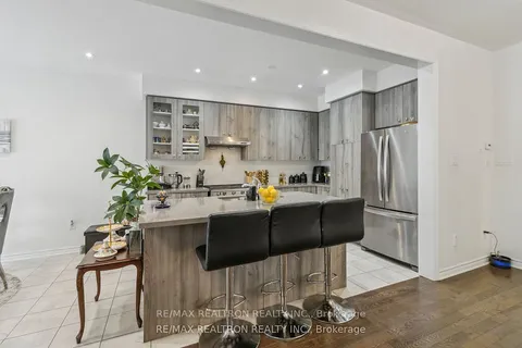 7 Spinland Street, Caledon, ON L7C 4K3
