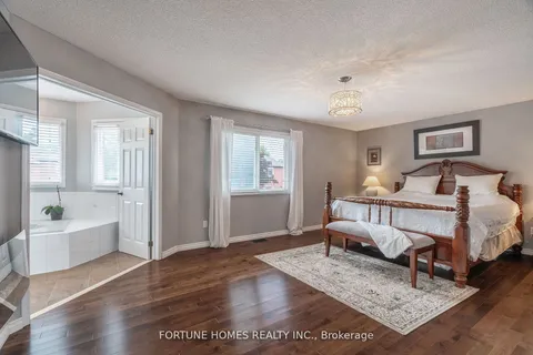 14 Shadywood Road, Brampton, ON L6Z 4M6