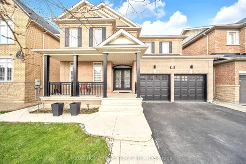 26 Bluffwood Cres Crescent, Brampton, ON L6P 2P3
