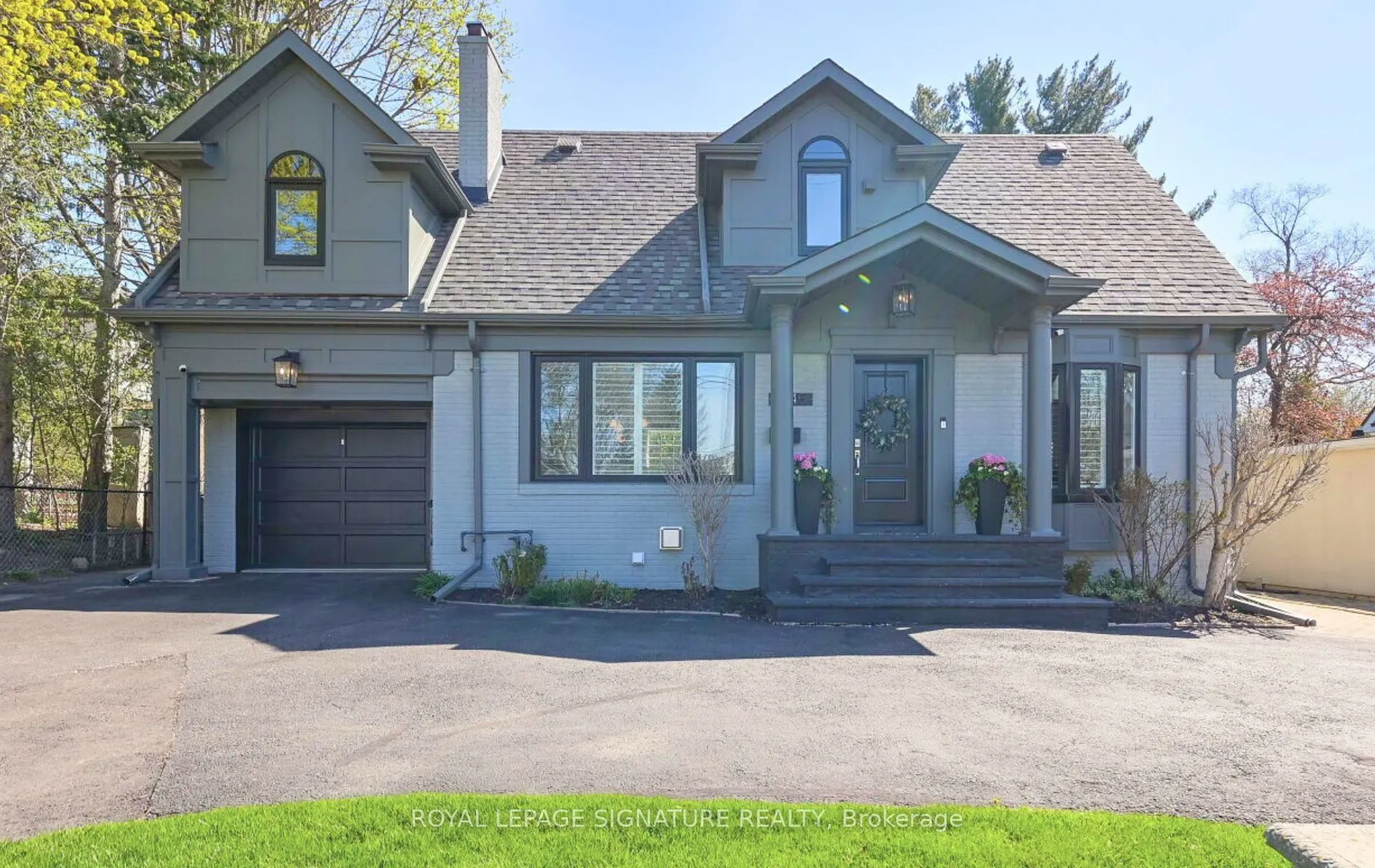 1445 Islington Avenue, Toronto, ON M9A 3K8