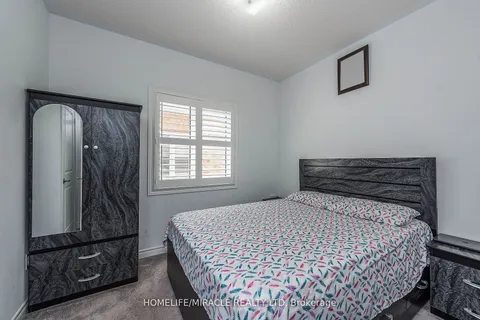 15 Bachelor Street, Brampton, ON L7A 5B1
