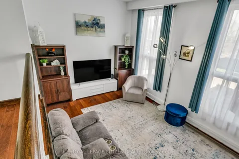 7567 Wildfern Drive, Mississauga, ON L4T 3P7