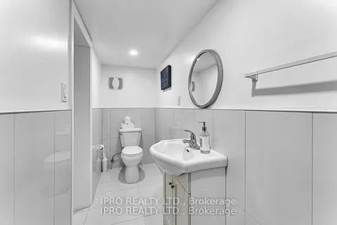2595 Windjammer Road, ON L5L 1H7