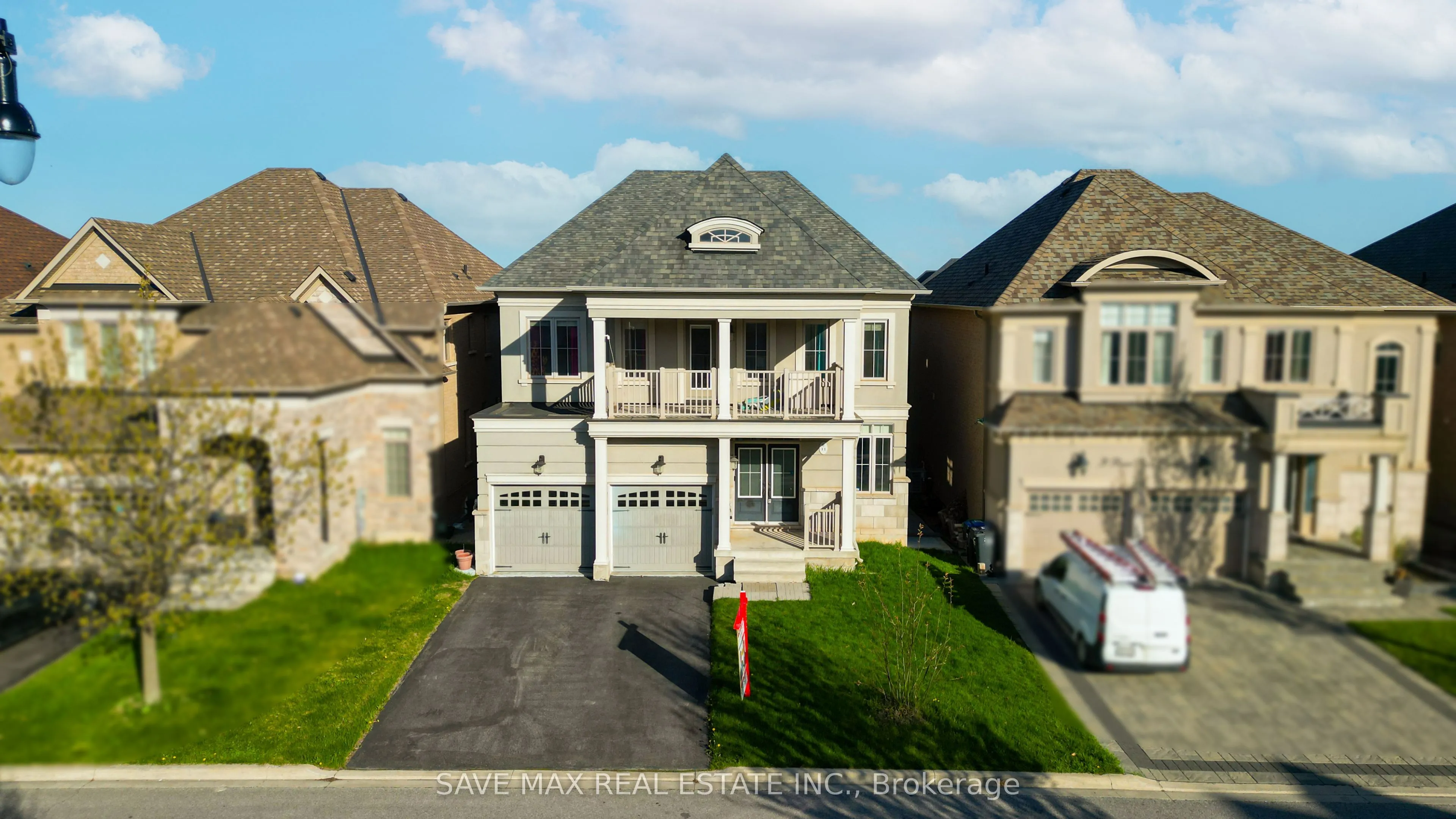 11 Bear Run Road, ON L6X 2Y8