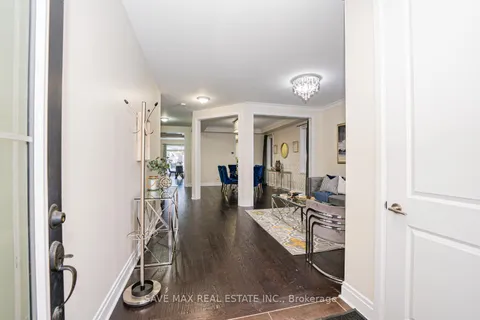 11 Bear Run Road, ON L6X 2Y8