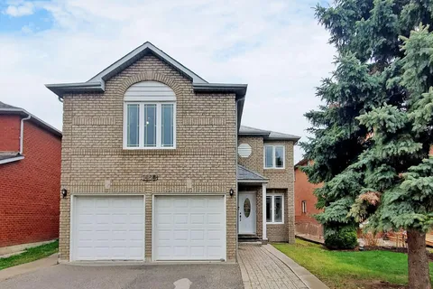 1160 Windsor Hill Boulevard, Mississauga, ON L5V 1N9