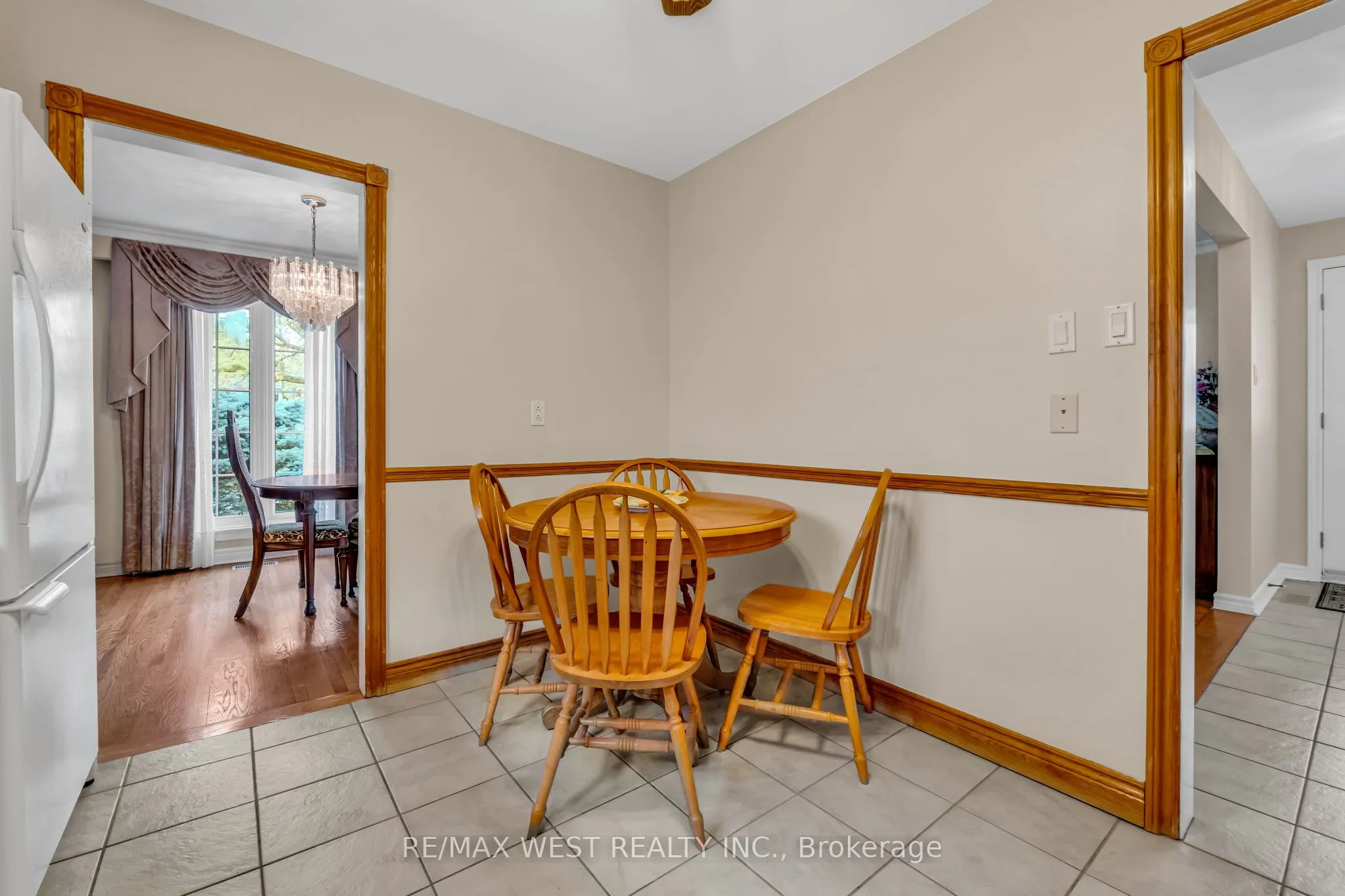 15 Breadner Drive, Toronto, ON M9R 3M3