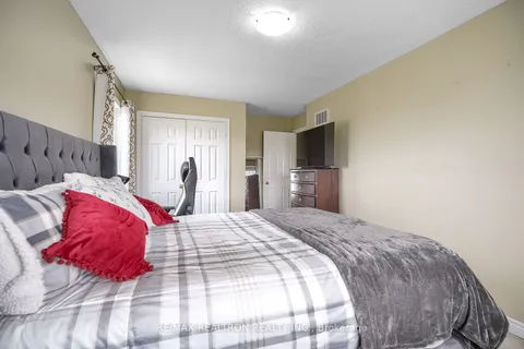 26 Clearfield Drive, Brampton, ON L6P 3L5