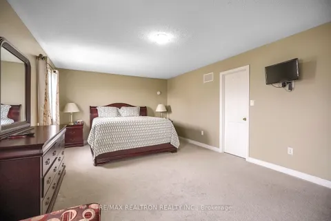 26 Clearfield Drive, Brampton, ON L6P 3L5