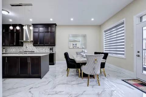 5 Walkercleave Drive, Brampton, ON L6X 5R4
