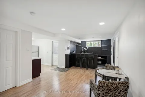 1414 Cawthra Road, Mississauga, ON L5G 4L2