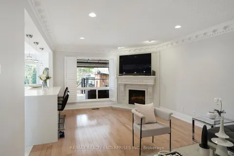 1414 Cawthra Road, Mississauga, ON L5G 4L2
