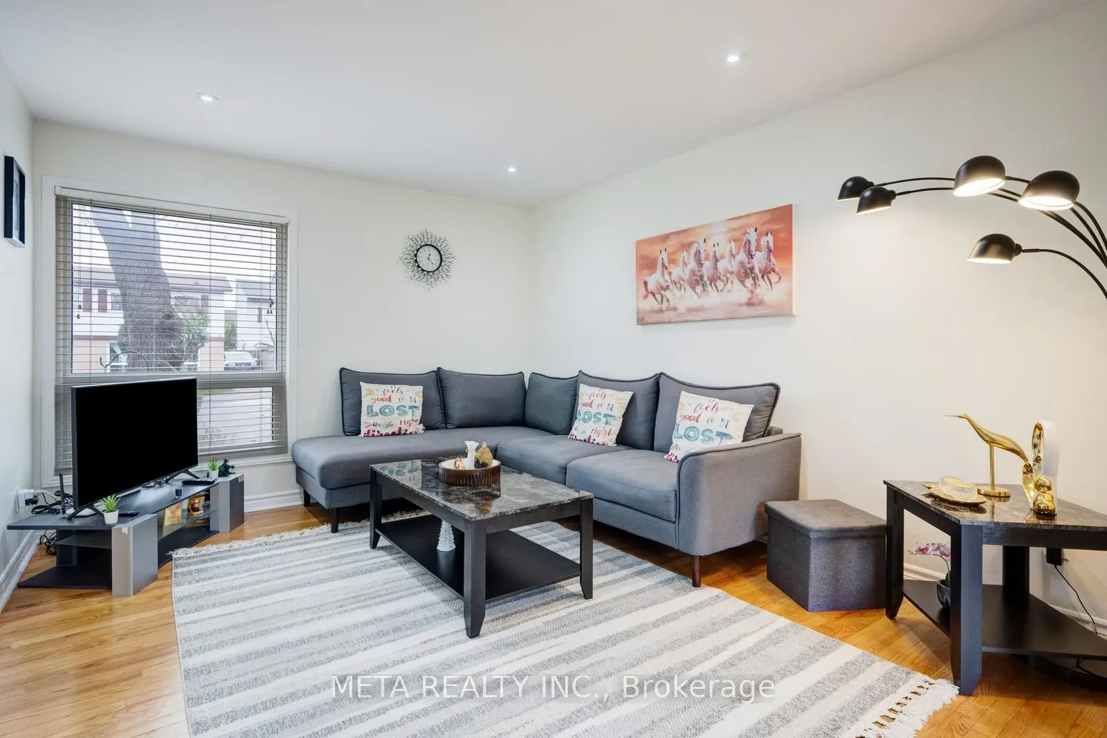 24 Horseshoe Court, Brampton, ON L6S 1S1