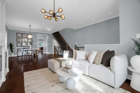 22 Harding Avenue, Toronto, ON M6M 3A2