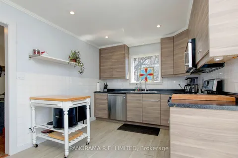 14 Louisa Street, Toronto, ON M8V 2K6