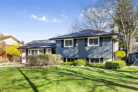 5232 Mulberry Drive, ON L7L 3P4