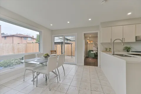 1878 Flintlock Court, Mississauga, ON L5L 3E1