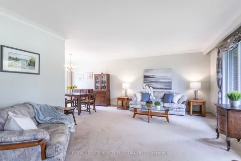 2030 Vickery Drive, Oakville, ON L6L 2J1
