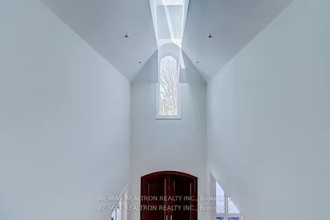 1161 MIRADA Place, Mississauga, ON L5H 3B6