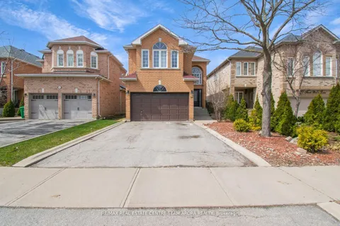 25 Sweet Briar Lane, Brampton, ON L6Z 4V2