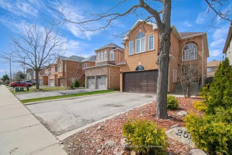25 Sweet Briar Lane, Brampton, ON L6Z 4V2