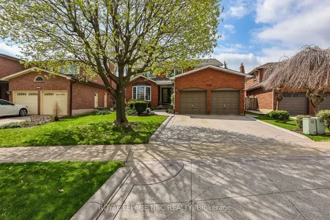 1152 Rushbrooke Drive, Oakville, ON L6M 1K1