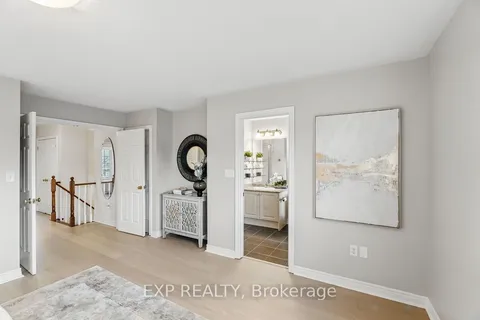 3027 Richview Boulevard, Oakville, ON L6M 5C7