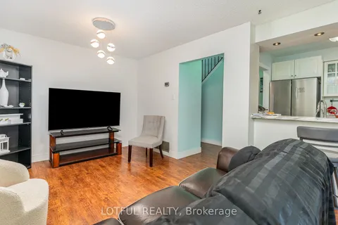 134 Royal Salisbury Way, ON L6V 3J8