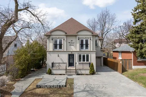 20 Woodward Avenue, Brampton, ON L6V 1K1
