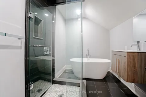 86 Mill Street, Orangeville, ON L9W 2M7