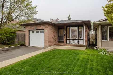 2218 Leominster Drive, Burlington, ON L7P 3X1