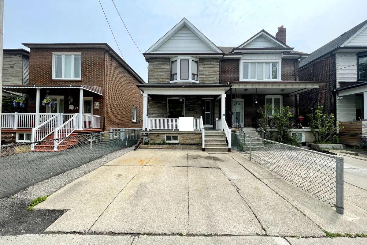 71 Russett Avenue, ON M6H 3M4