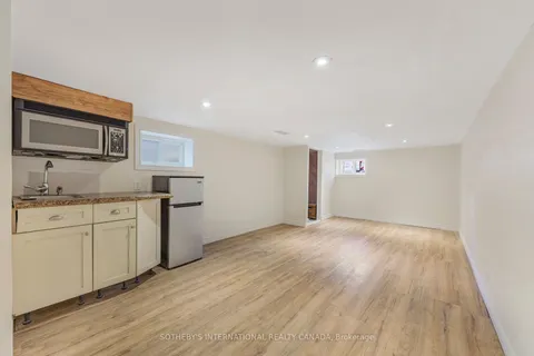 70 Dunraven Drive, Toronto, ON M6M 1H2