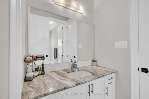 43 Michener Drive, Brampton, ON L6R 4E9