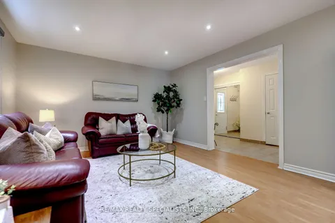 3455 Cherrington Crescent, Mississauga, ON L5L 5B9