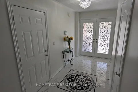 4861 Verdi Street, Burlington, ON L7M 0H4