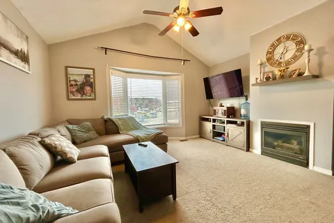 411 Jay Crescent, Orangeville, ON L9W 4Z1