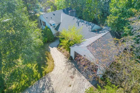 500 Old Poplar Row, Mississauga, ON L5J 2N8