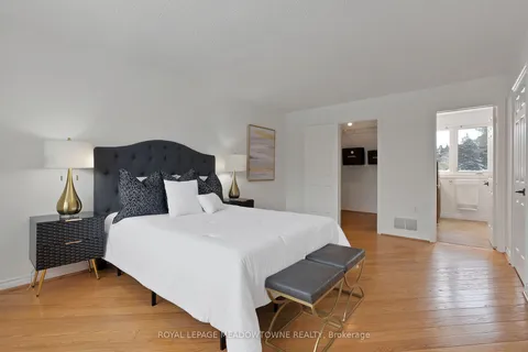 19 Steele Home Court, Caledon, ON L7E 0B1