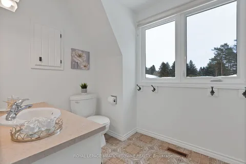 19 Steele Home Court, Caledon, ON L7E 0B1