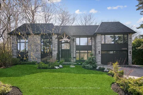 1489 Rogerswood Court, Mississauga, ON L5J 1R7